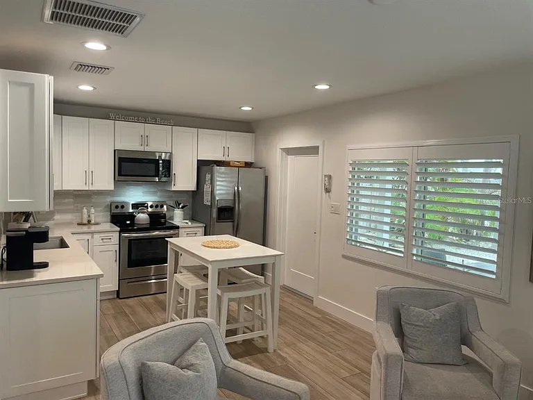 720 E Gulf Blvd #B — Photo 9