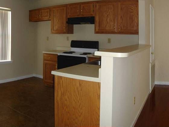 1st image of 3539 Faxon Ave