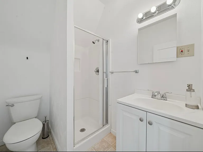 501 N Main St #3 — Photo 7