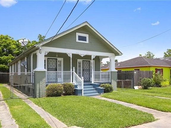 2nd image of 2317 Jasmine St