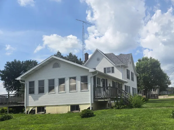509 Mill St, Argyle, WI 53504