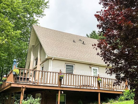 2nd image of 214 Skyland Lakes Dr