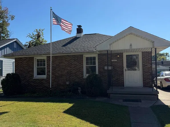 1567 Herndon Dr, Evansville, IN 47711
