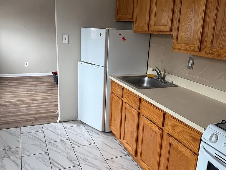 7312 Rockwell Ave — Photo 12