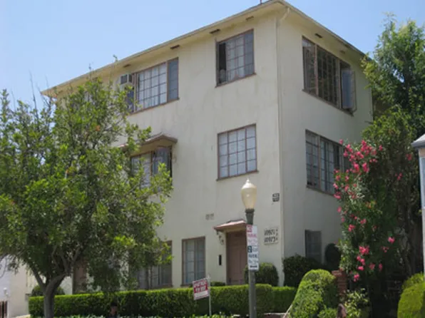 10971 Roebling Ave #3/4, Los Angeles, CA 90024