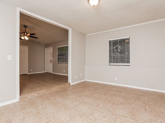 5th image of 2822 Colfax St