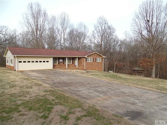 1st image of 1920 Nance Dr