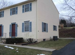 1618 Peony Rd, Lancaster, PA 17602