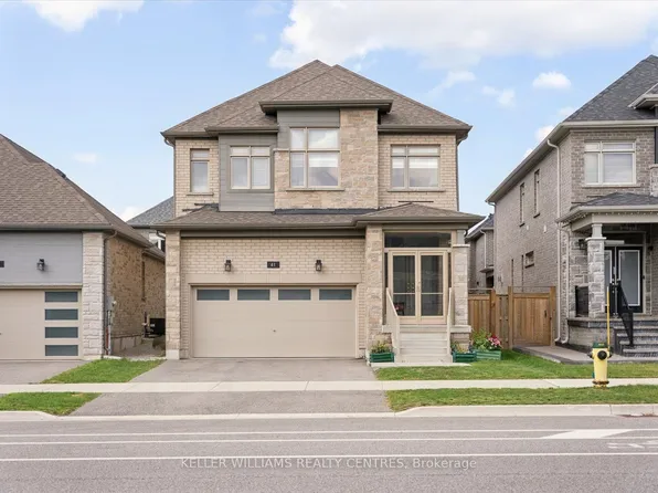 41 Mabern St, Barrie, ON L9J 0J1