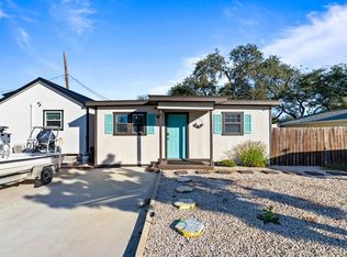 504 W Liberty St, Rockport, TX 78382