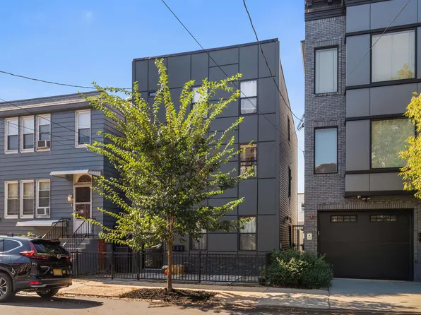 41 Beacon Avenue image 19 of 21