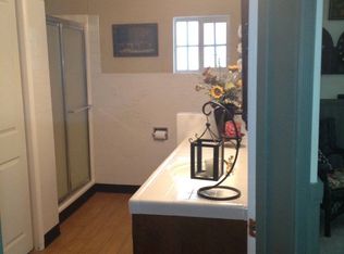 290 Sunset Dr, Lake Arrowhead, CA 92352