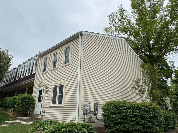6358 Fenestra Ct, Burke, VA 22015