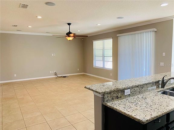 5th image of 2055 Plantation Oak Dr