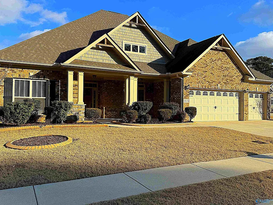 163 Legacy Cove Dr