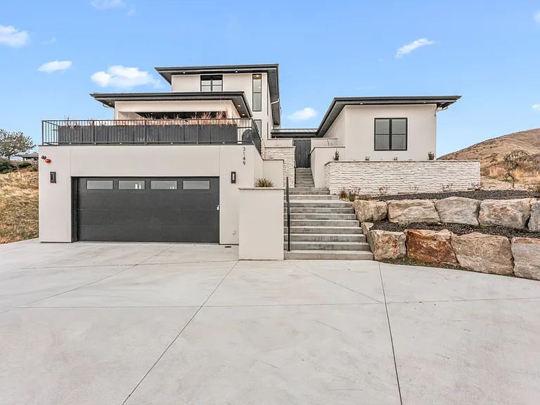 N Lancaster Pl — Photo 38