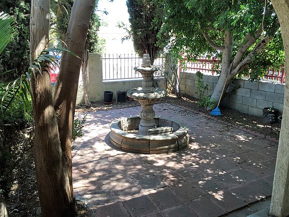3rd image of 13049 Herrick Ave