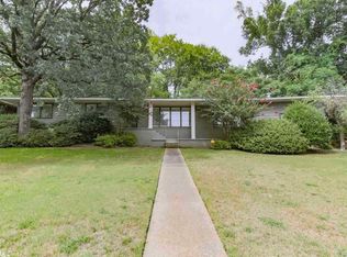 8 Ranch Valley Rd, Little Rock, AR 72207