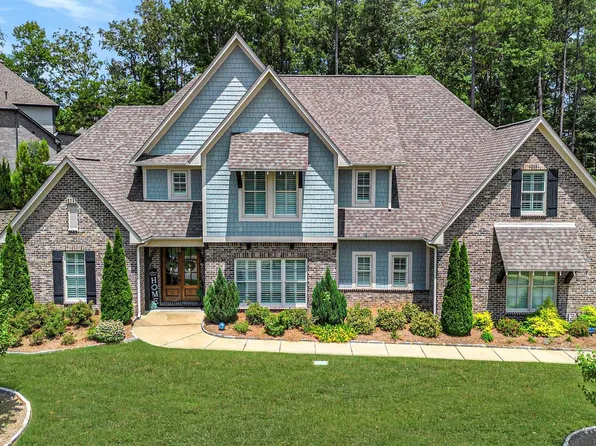 1075 Highland Village Trl, Birmingham, AL 35242