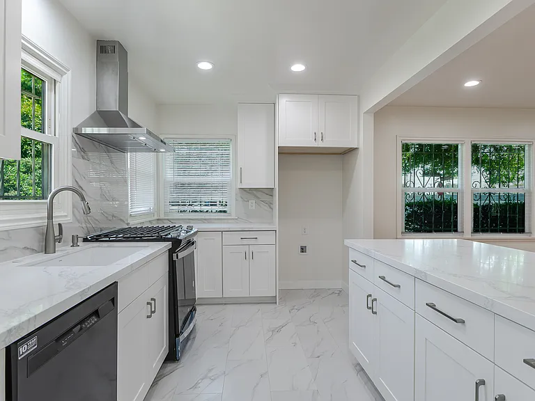801 Elm Ave #A — Photo 13