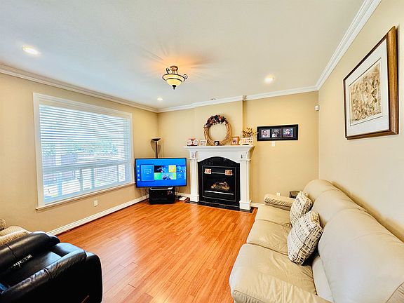 5th image of 6039 46a Ave