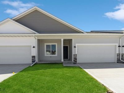 9622 Crestview Dr, West Des Moines, IA, 50266