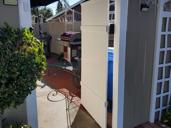 1452 Los Amigos Ave #B, Simi Valley, CA 93065