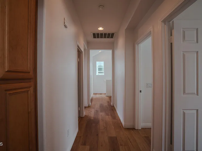 525 Shell Harbor Ln #525 — Photo 18