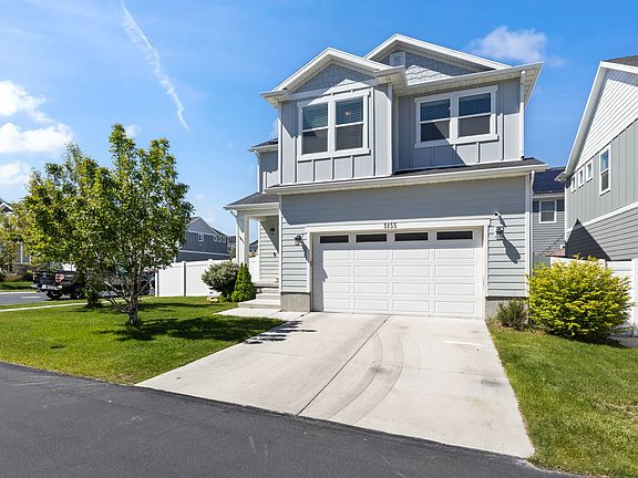 3rd image of 5155 E Rio Grande Way