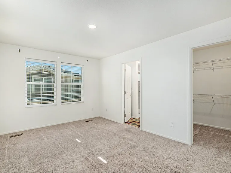26126 E Byers Pl — Photo 8