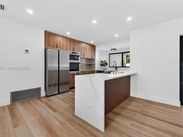 7311 Fairway Blvd, Miramar, FL 33023