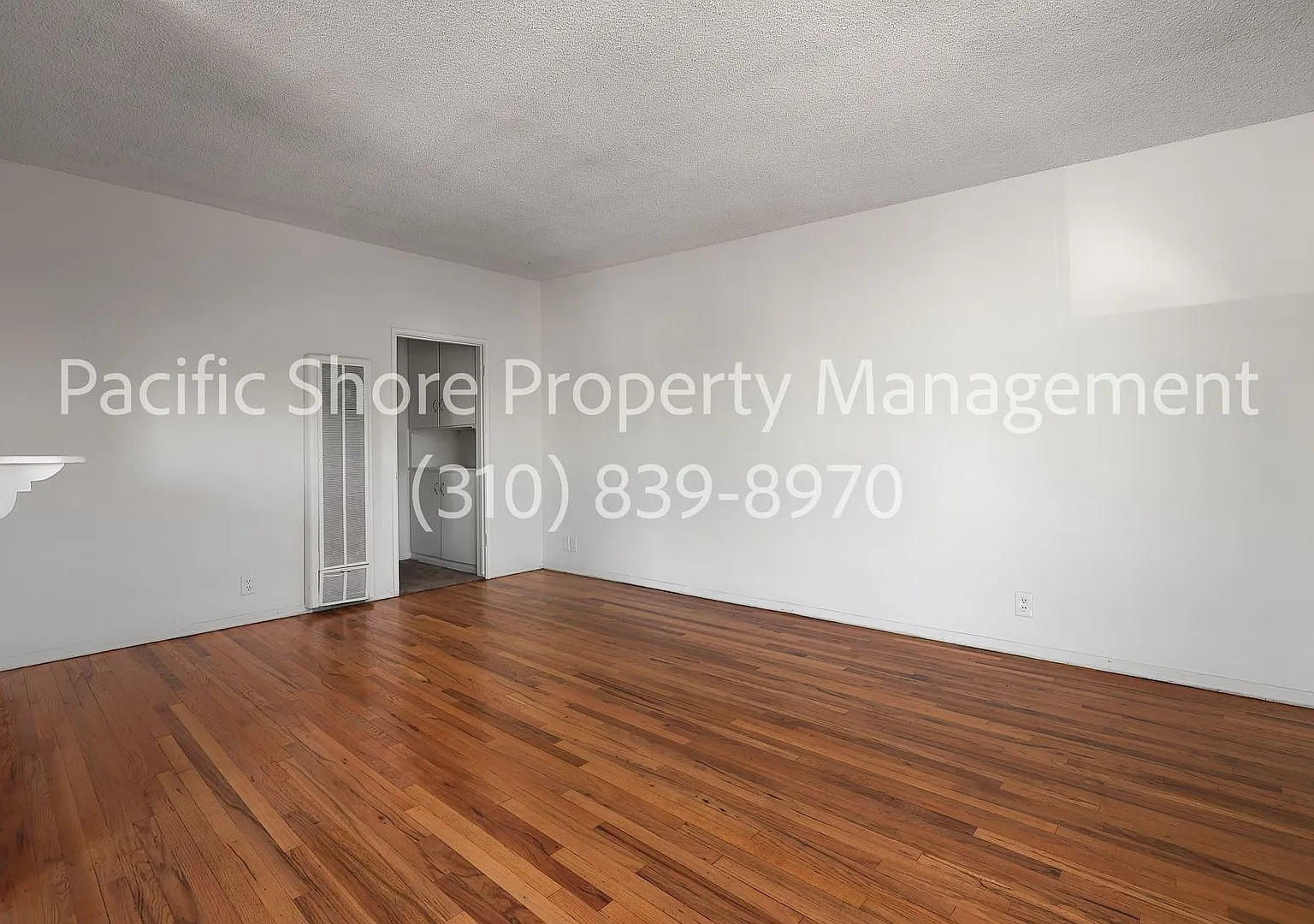 St Elmo Apartments — Photo 2