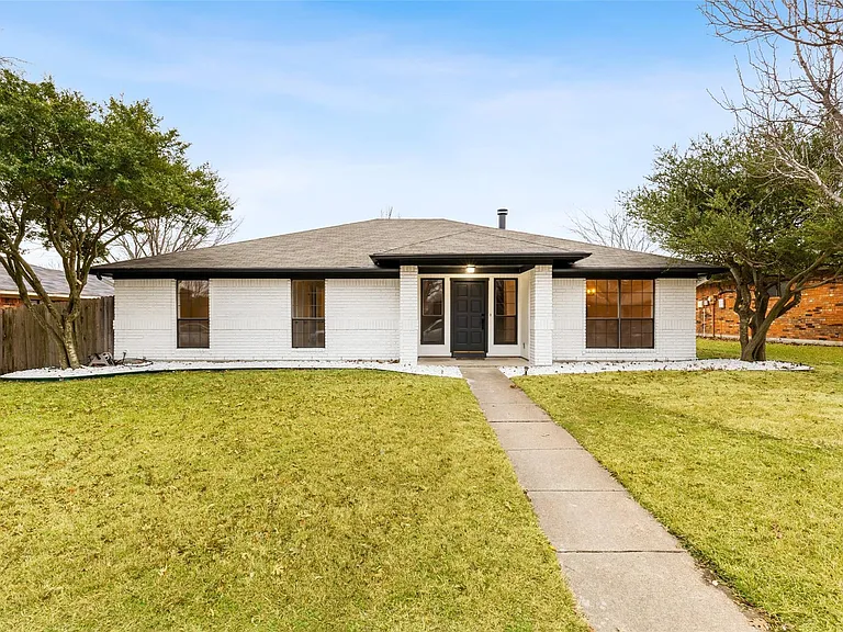 924 Simon Dr — Photo 26