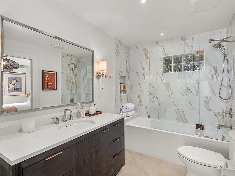262 Eastwood Dr — Photo 25