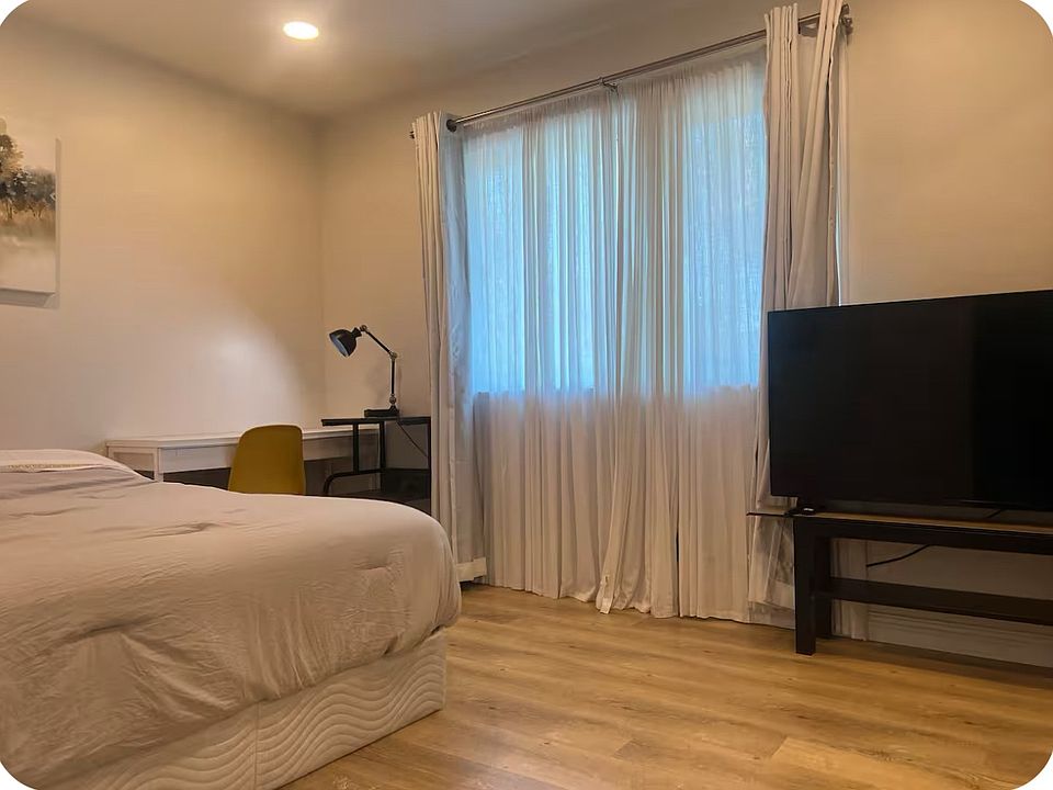 1st image of 2342 N Mills Ave