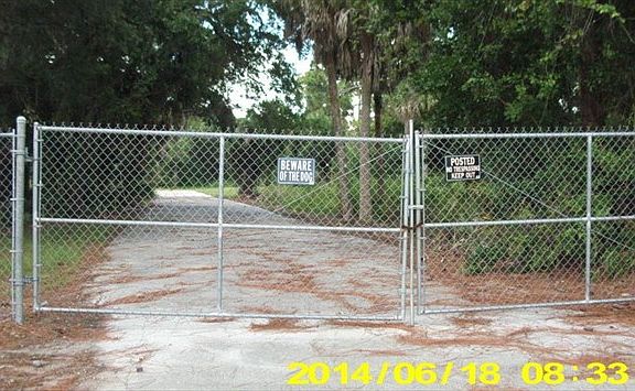 3rd image of 5595 Old Dixie Hwy