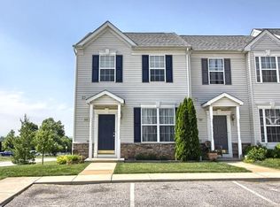 3585 Armory Ln, York, PA 17408