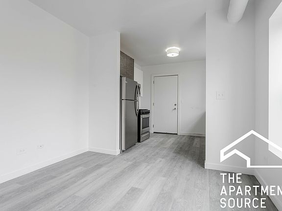 5th image of 6104 N Paulina St APT 3