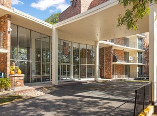 1150 E Jackson St APT 1A, Lombard, IL 60148