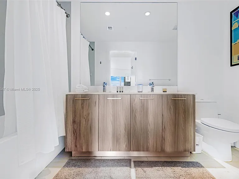 501 NE 31st St #3307 — Photo 16