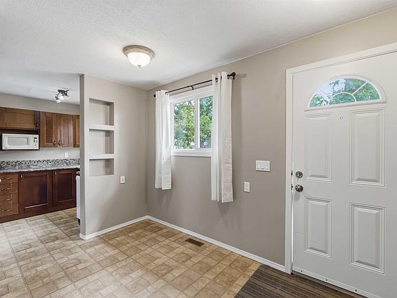 4th image of 5231 51st St #103