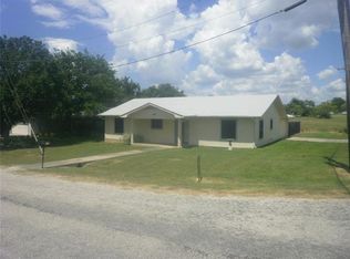 126 Bay Roc Ln, Runaway Bay, TX 76426