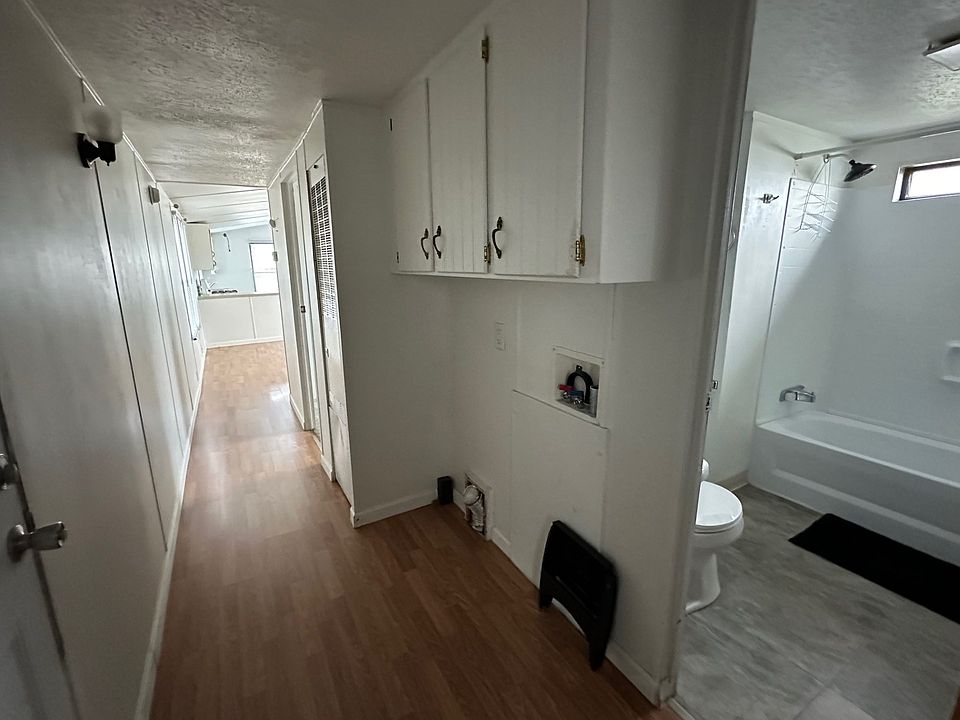 1st image of 3304 Berkley Ct