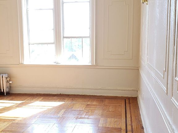 4th image of 66 Fenimore St APT 1