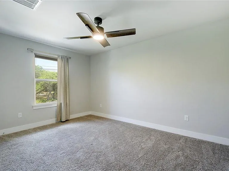 7408 Buchholz St — Photo 22