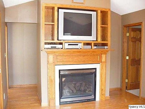 Home for Sale in Quincy, IL $179,900