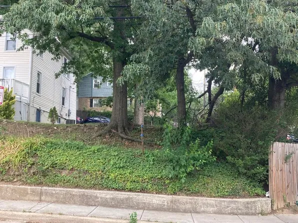 58 Street NE, Washington, DC 20019