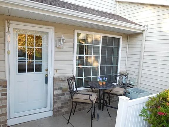 2nd image of 20513 Erin Ct