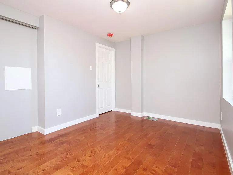882 N Fallon St — Photo 21