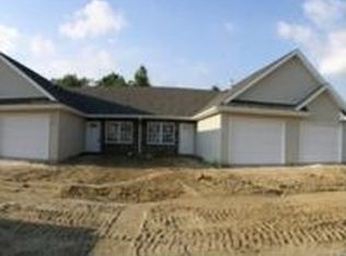 355 S Boo Rd, Burns Harbor, IN 46304